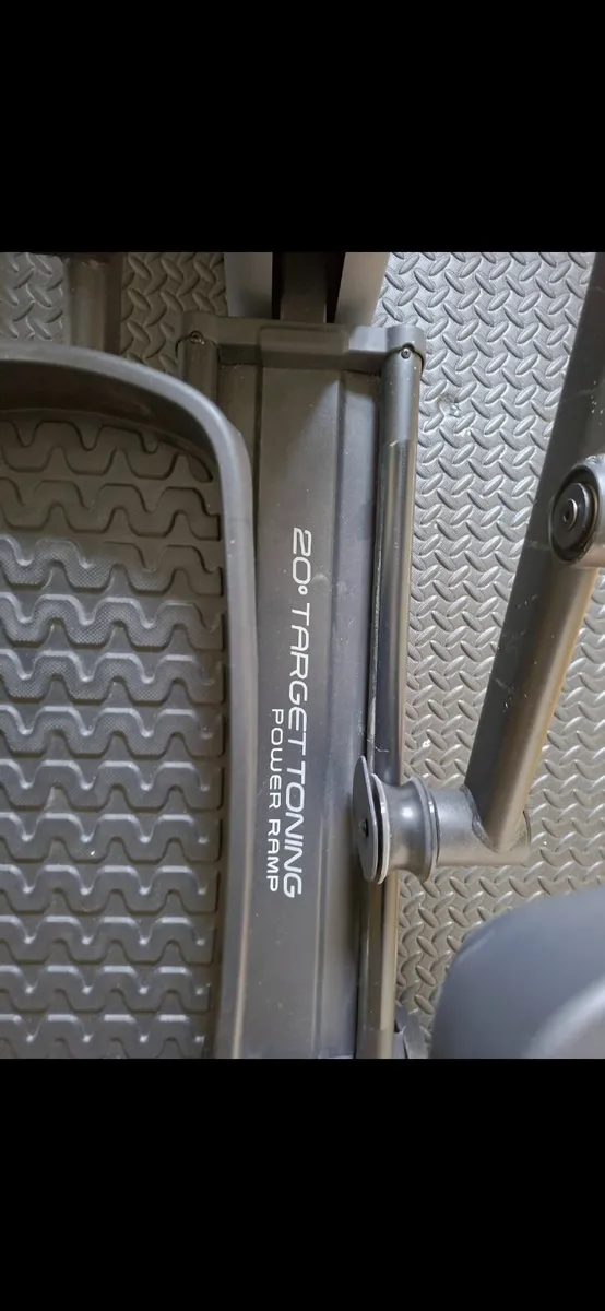 NordicTrack elliptical trainer - Image 4