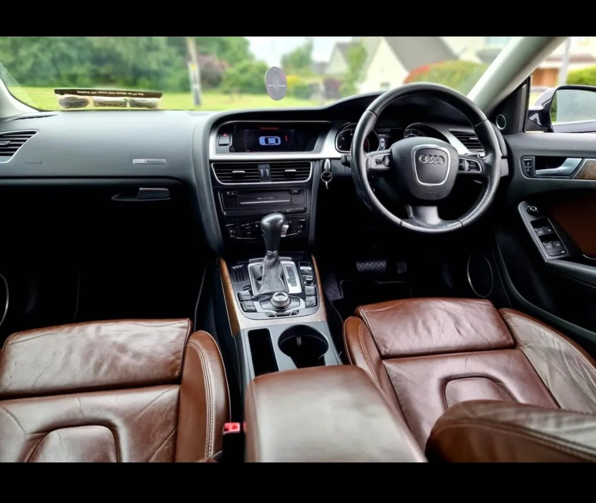 Audi A5 s-silen 2010 cupe-auto(urgent selling) - Image 2