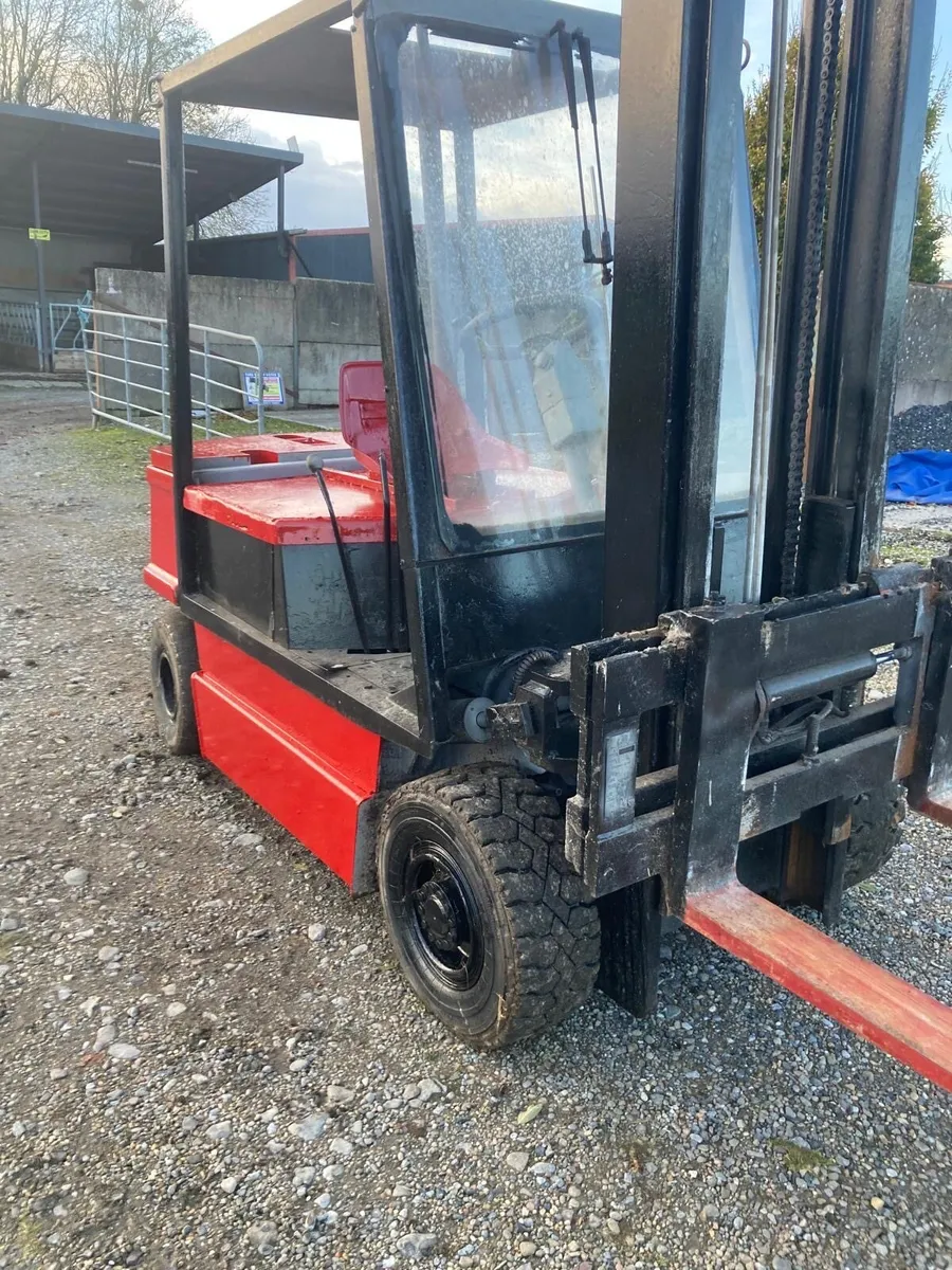2.5 Tonne Diesel Forklift - Image 2