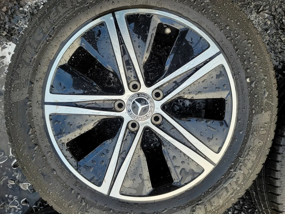 18" Genuine Mercedes GLE Alloys with tyres - Image 3