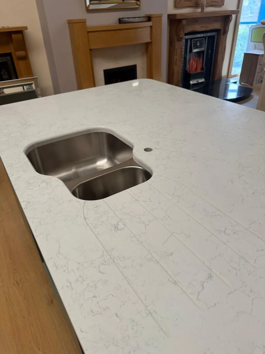 Kitchen Island Sage Green - Image 3