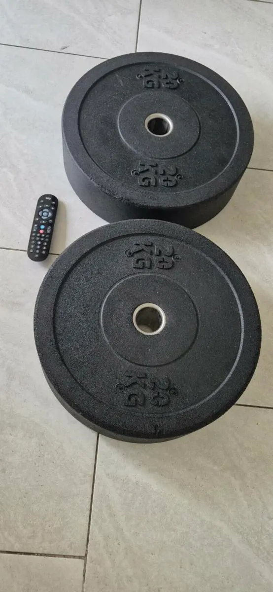 2x20 kilo Olympic bumper weight plates - Image 2