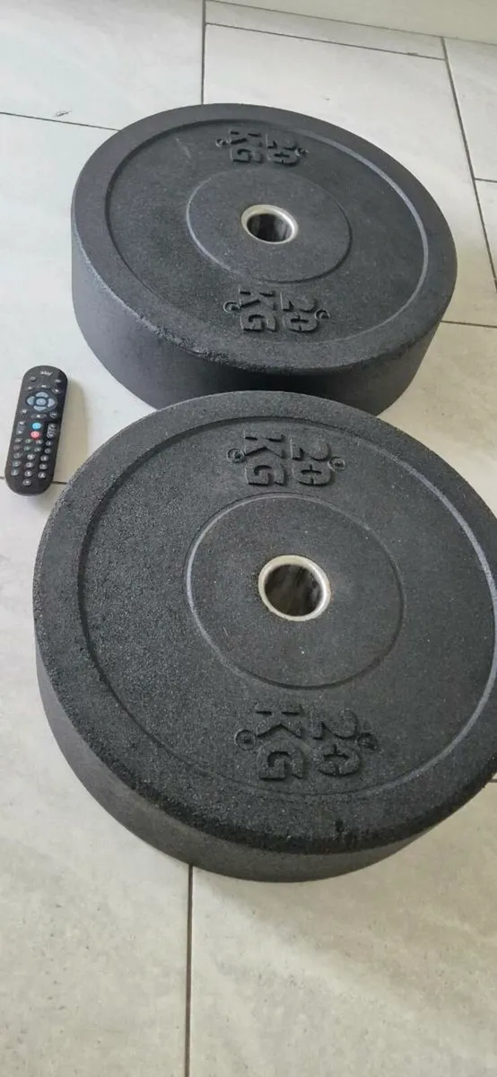 2x20 kilo Olympic bumper weight plates - Image 3
