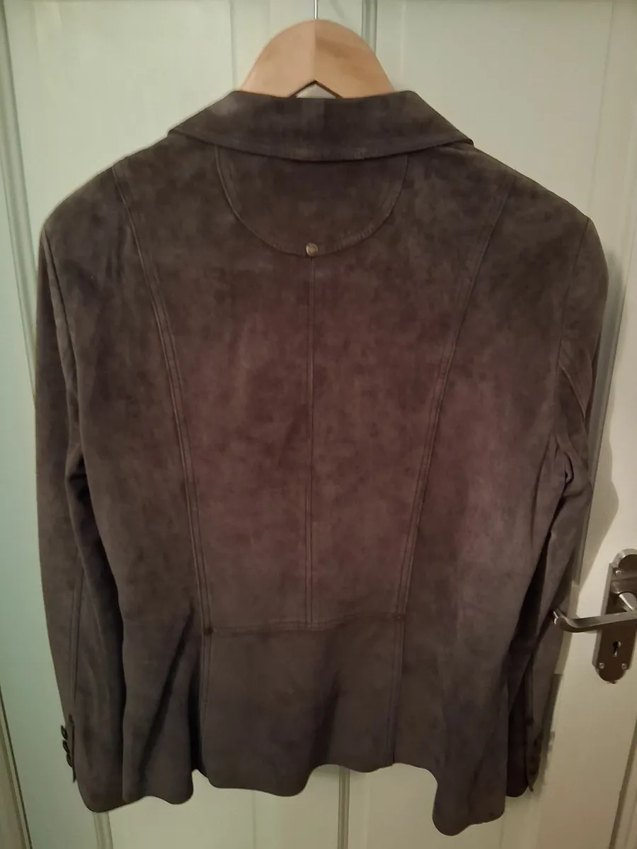 Suede ladies jacket size 16 - Betty Barclay - Image 2