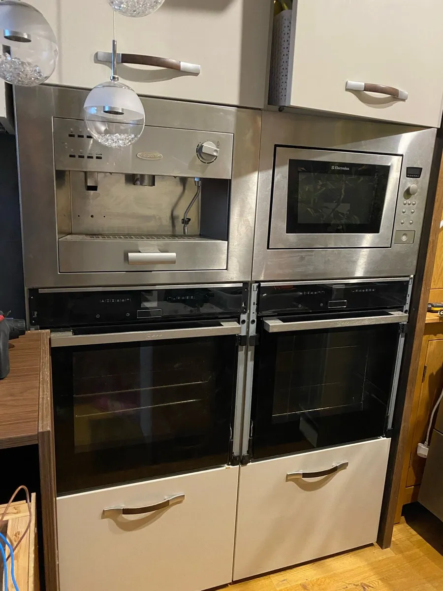 Kitchen appliances - Image 1