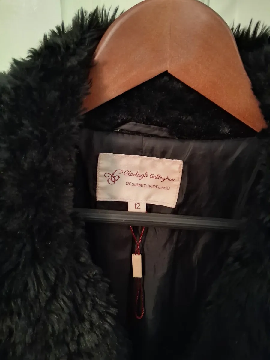 Faux fur ladies coat - Clodagh Callaghan - Image 2