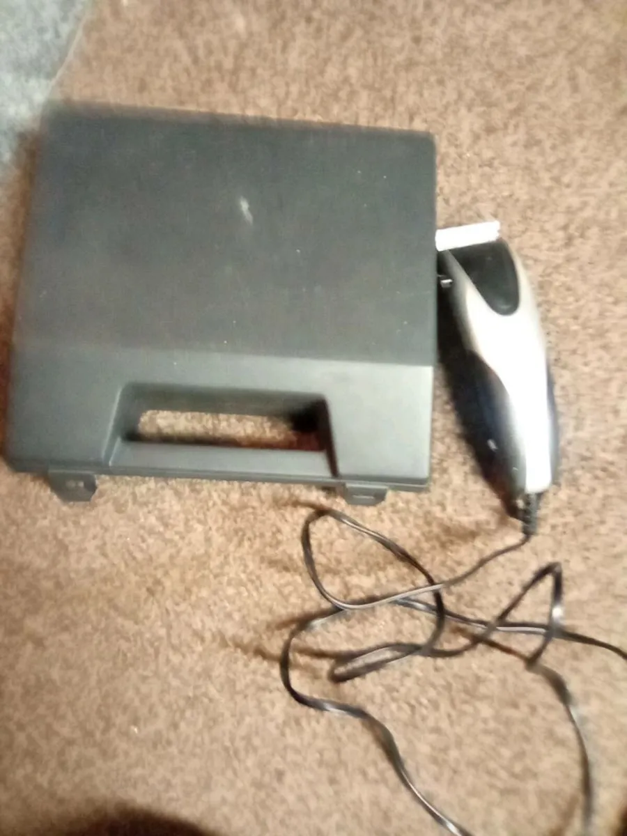 ELECTRIC.   HAIR.  CLIPPERS - Image 1