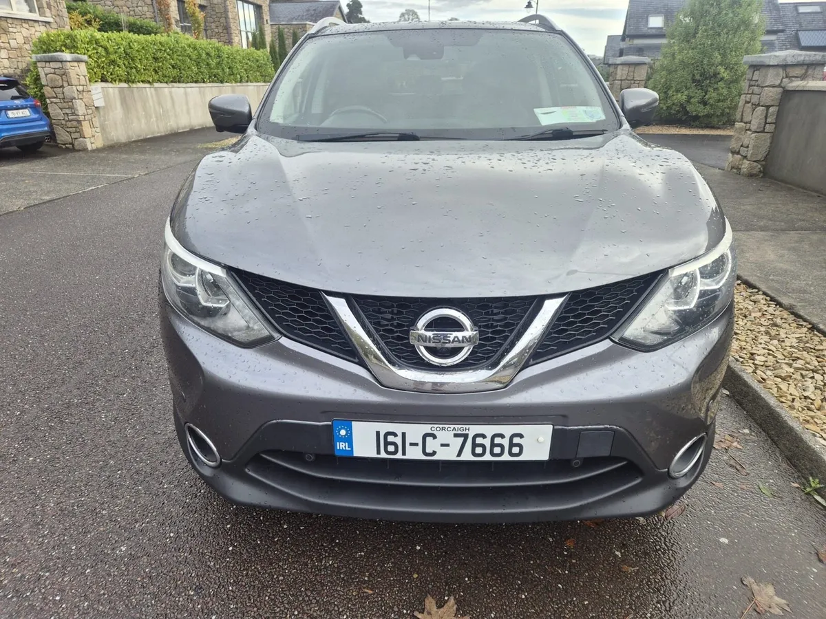 NISSAN QASHQAI PREMIUM - Image 4