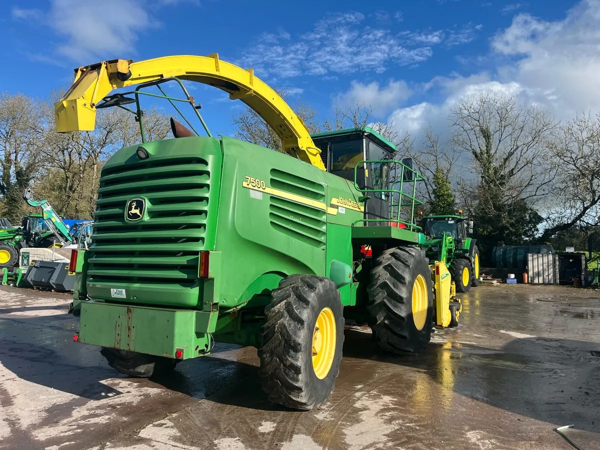 John Deere 7500 SPFH - Image 3