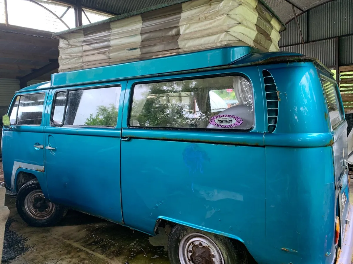 1970 VW Camper & 1970 VW Karmann Ghia - Image 3