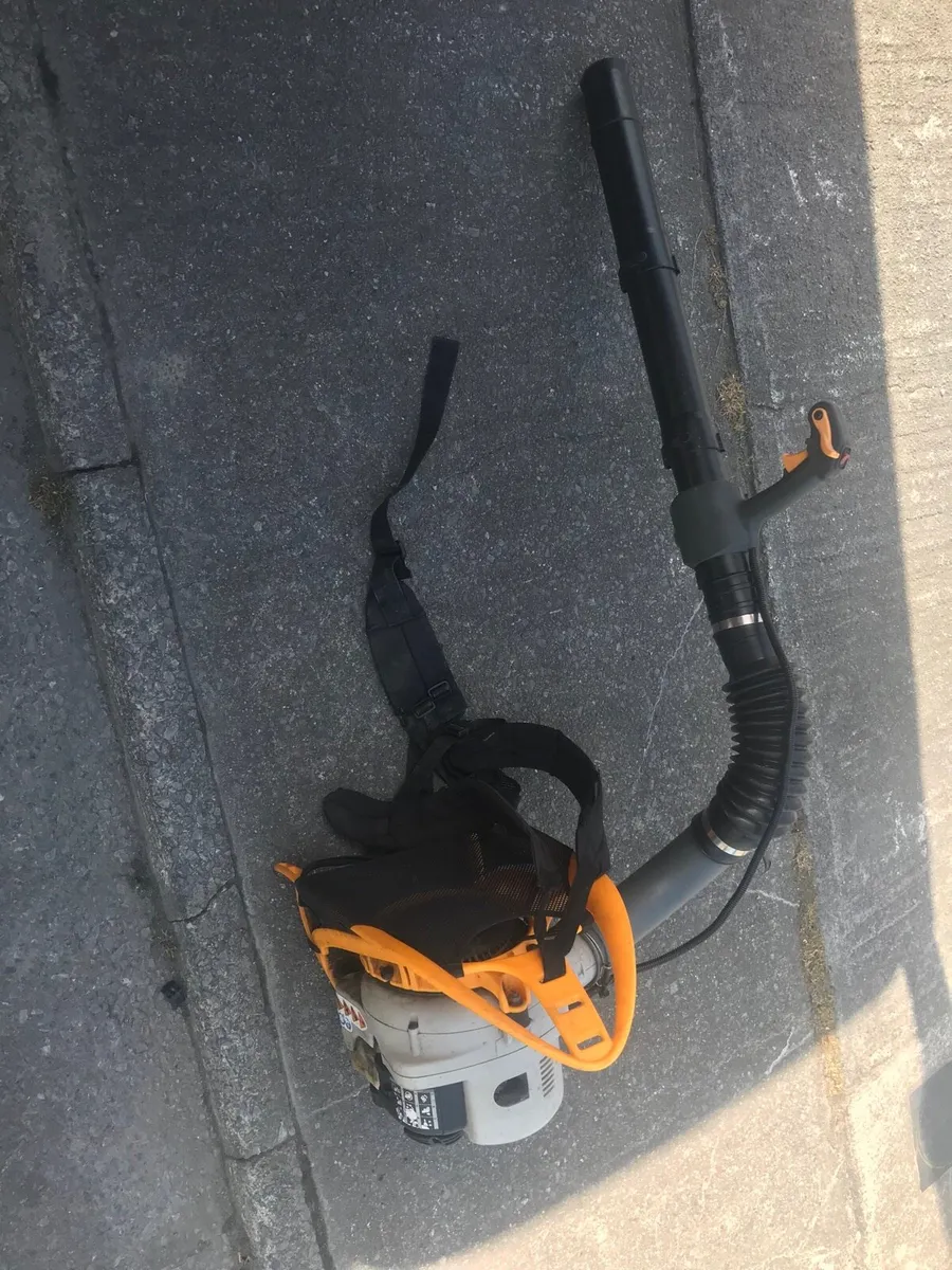 Leaf blower for repair - Image 2