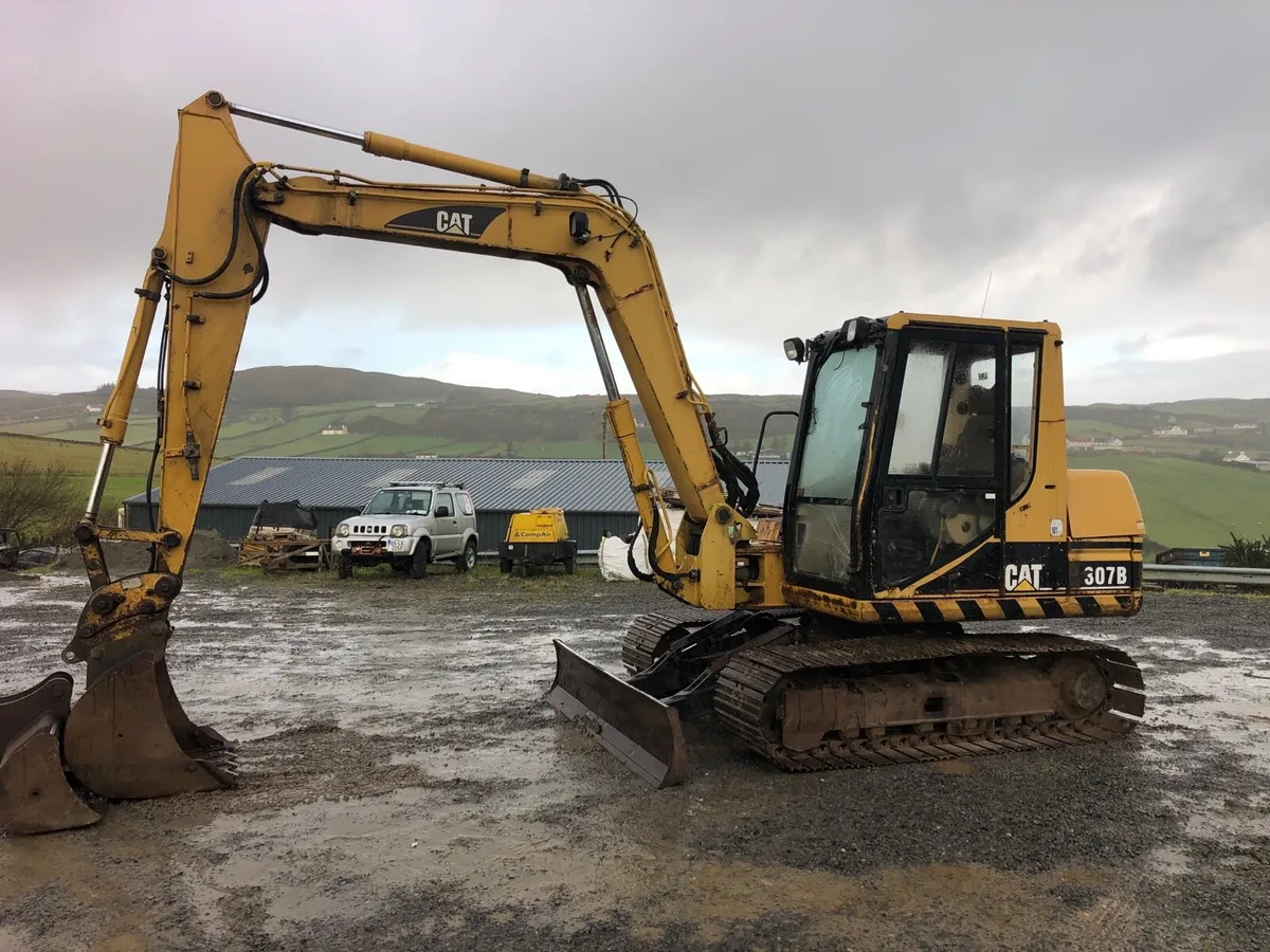 Caterpillar 307b - Image 2