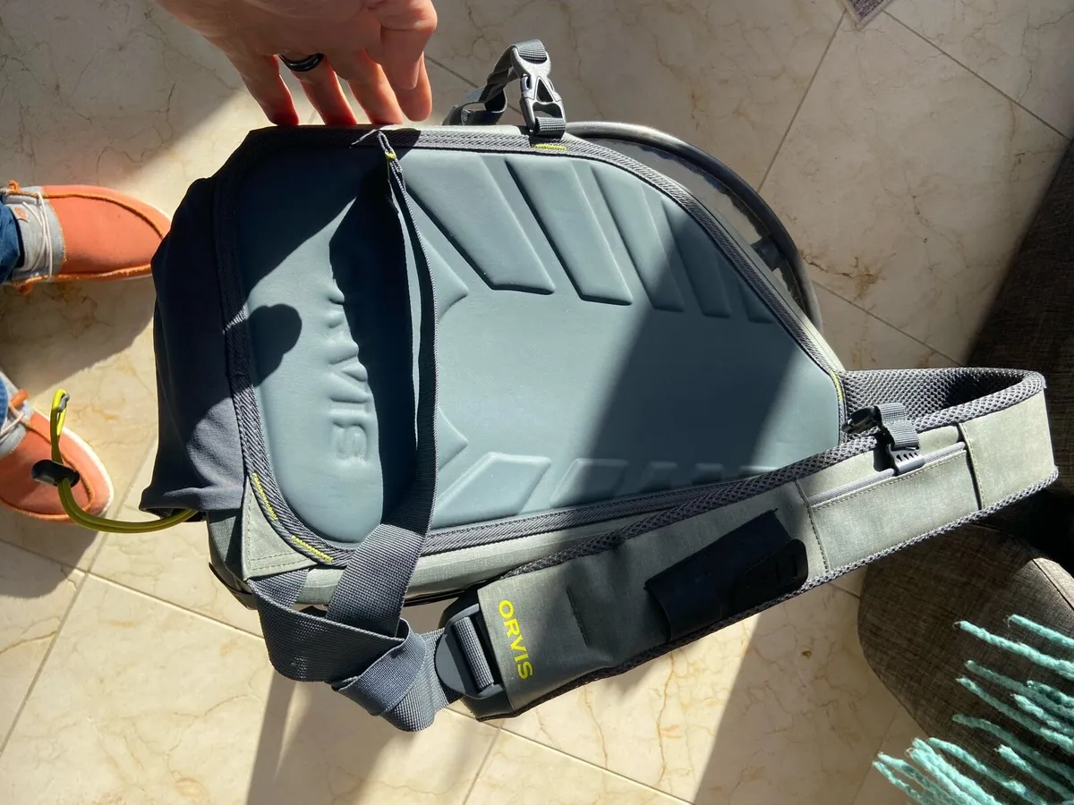 Orvis waterproof shoulder bag - Image 3