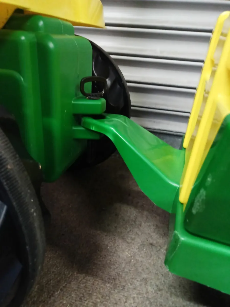 Childs John Deere Tractor - Image 2