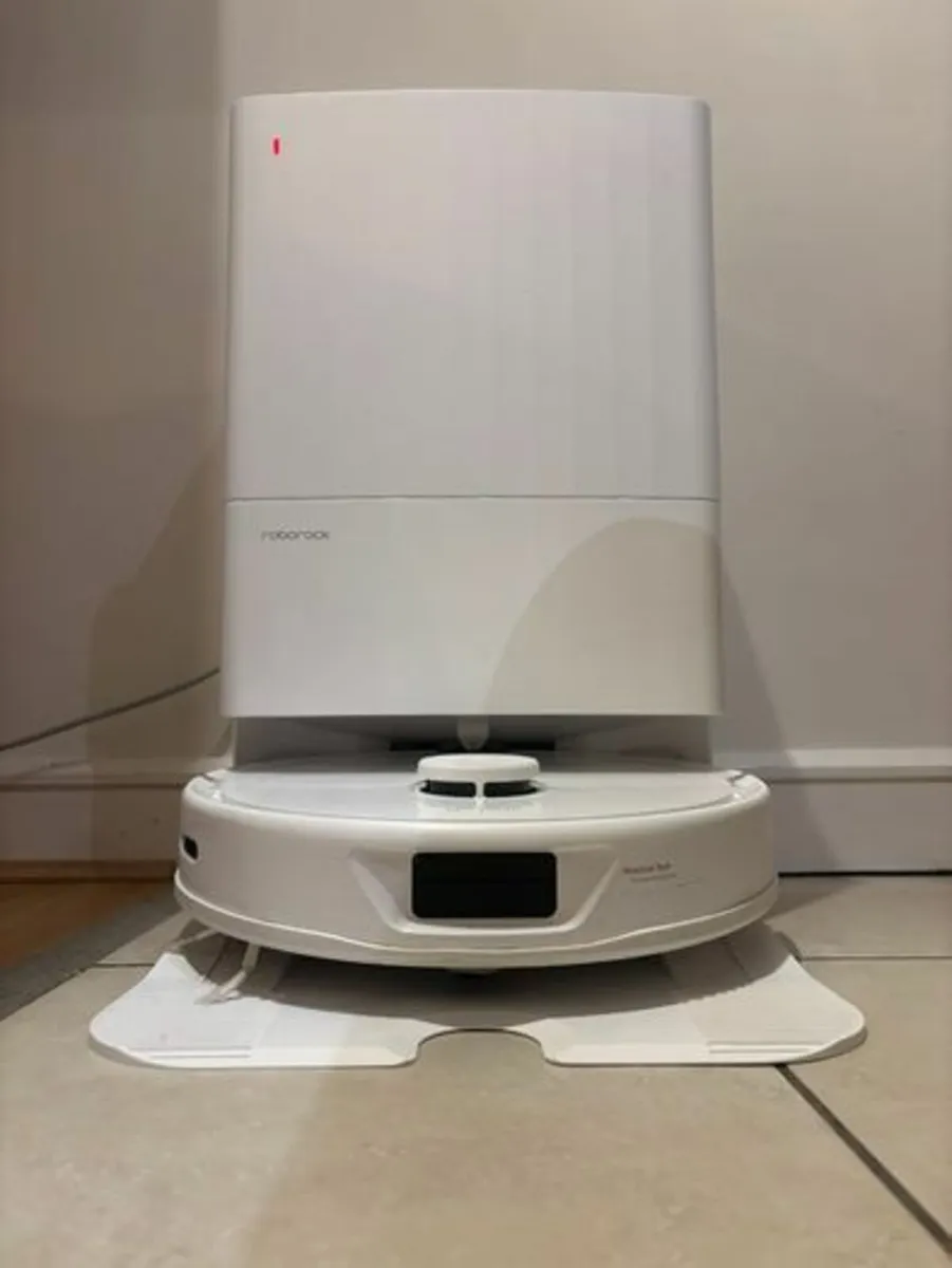 Roborock Q Revo Robot Vacuum & Mop with Self-Clean - Image 3