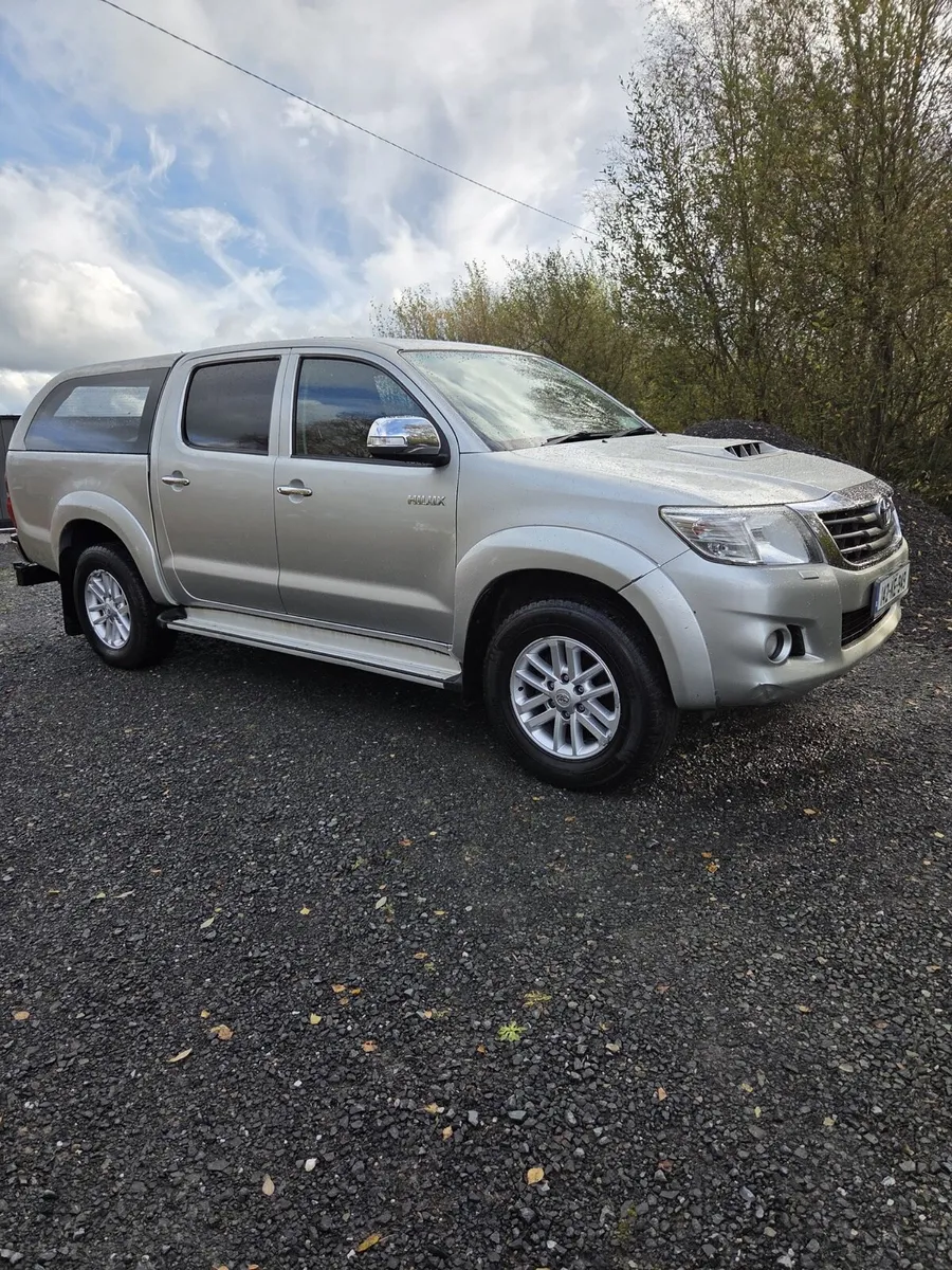 Toyota Hilux - Image 1