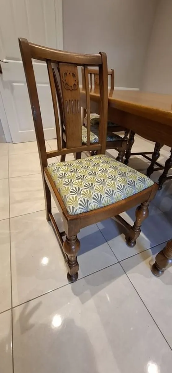 Kitchen Dining Table & Chairs - Image 3