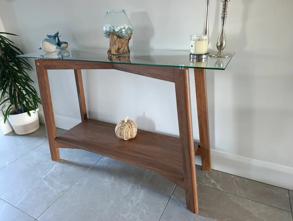 Console Table - Image 3