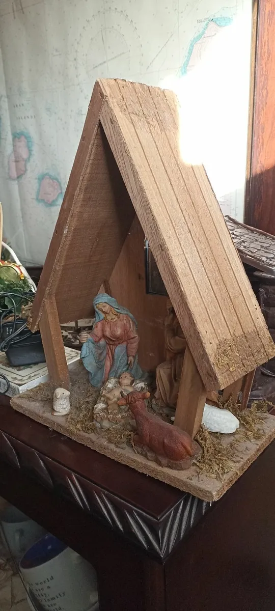 Small Wooden Crib - Image 3