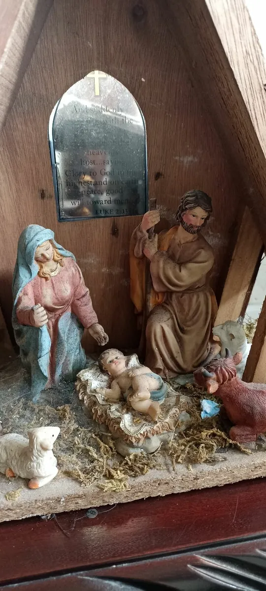 Small Wooden Crib - Image 4