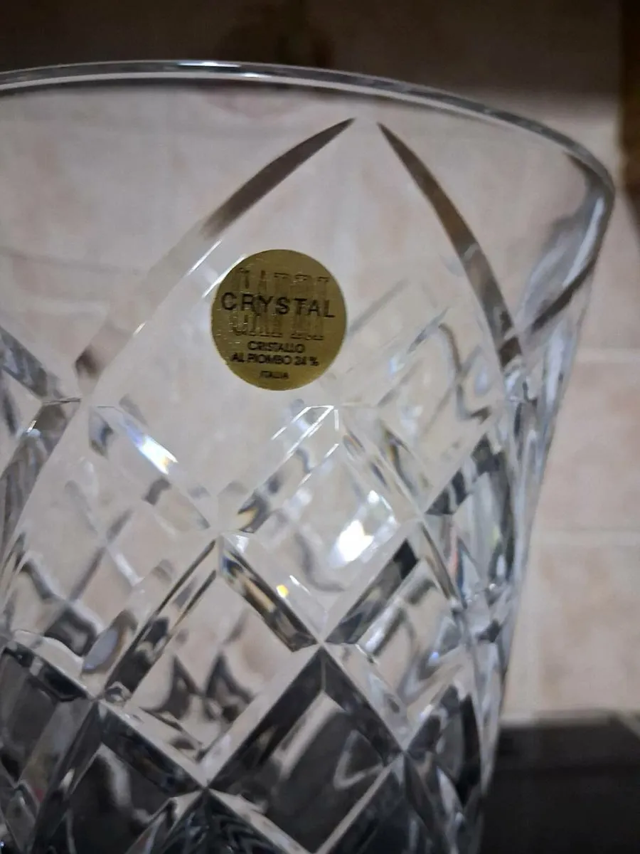 Capri Crystal Vase - Image 2