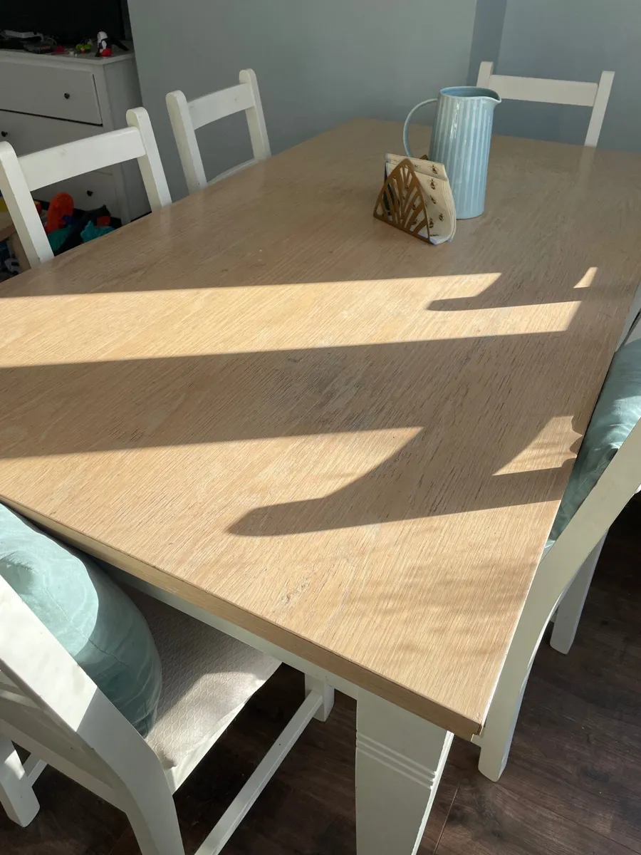 Dining table and chairs - Image 3