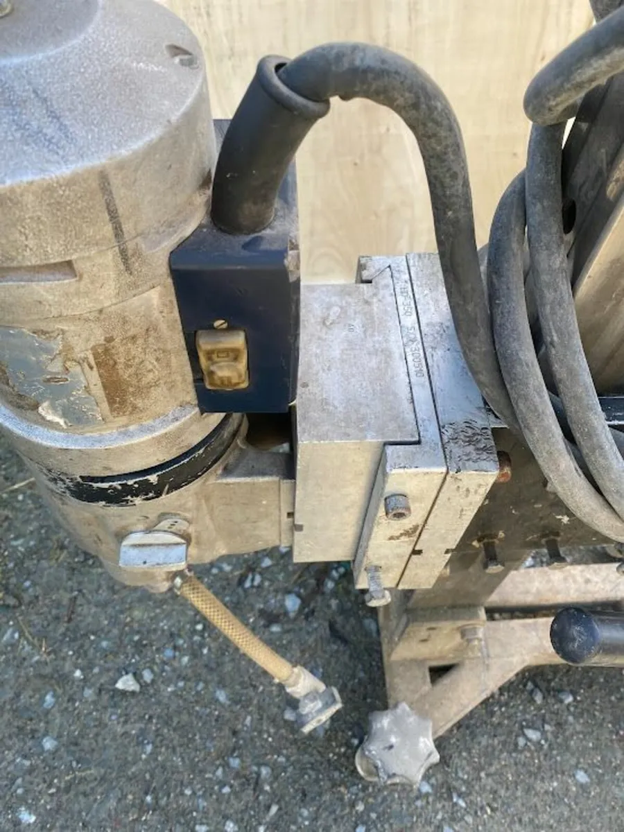 Core Drill and Rig - Image 2