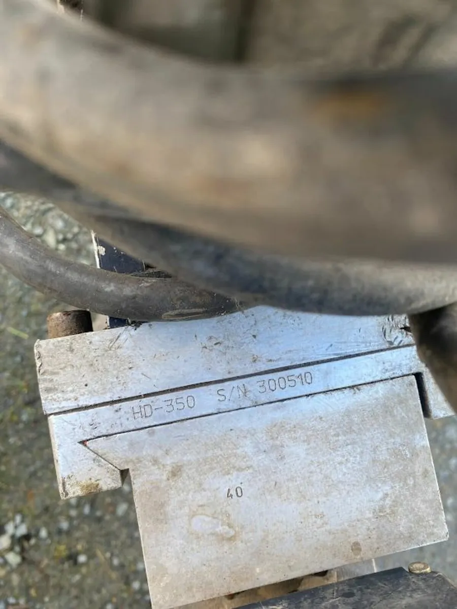 Core Drill and Rig - Image 4