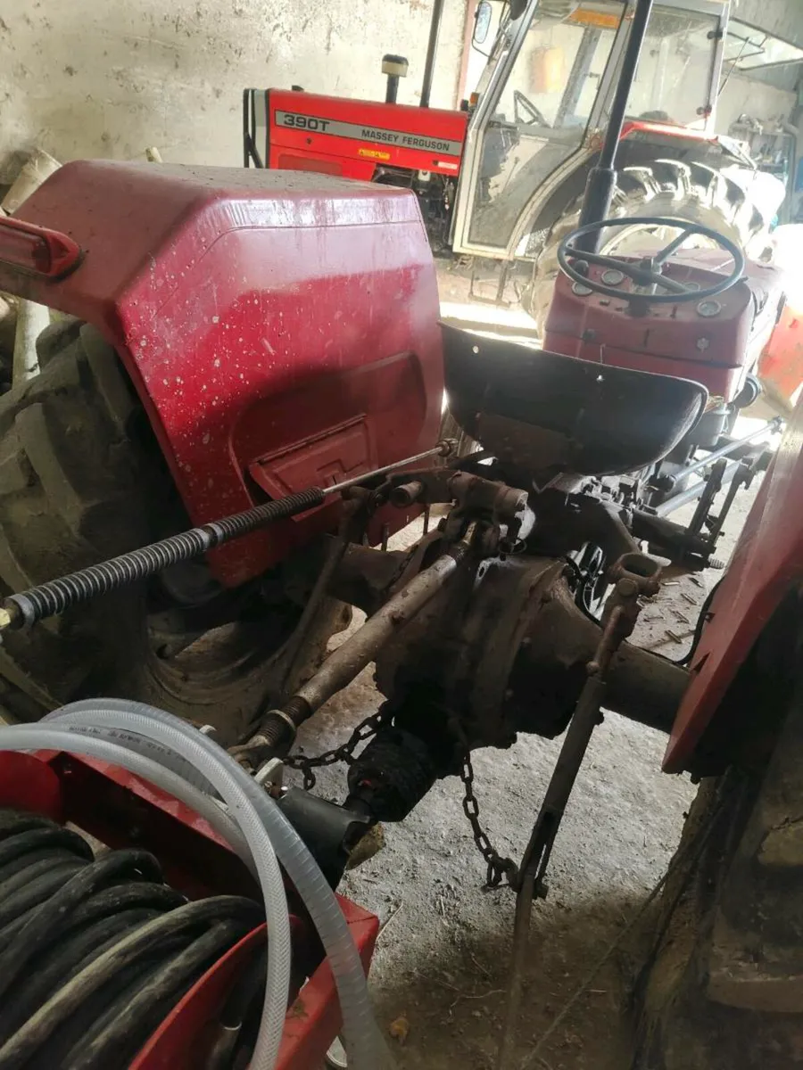 JD yard scraper & MF 135 - Image 4