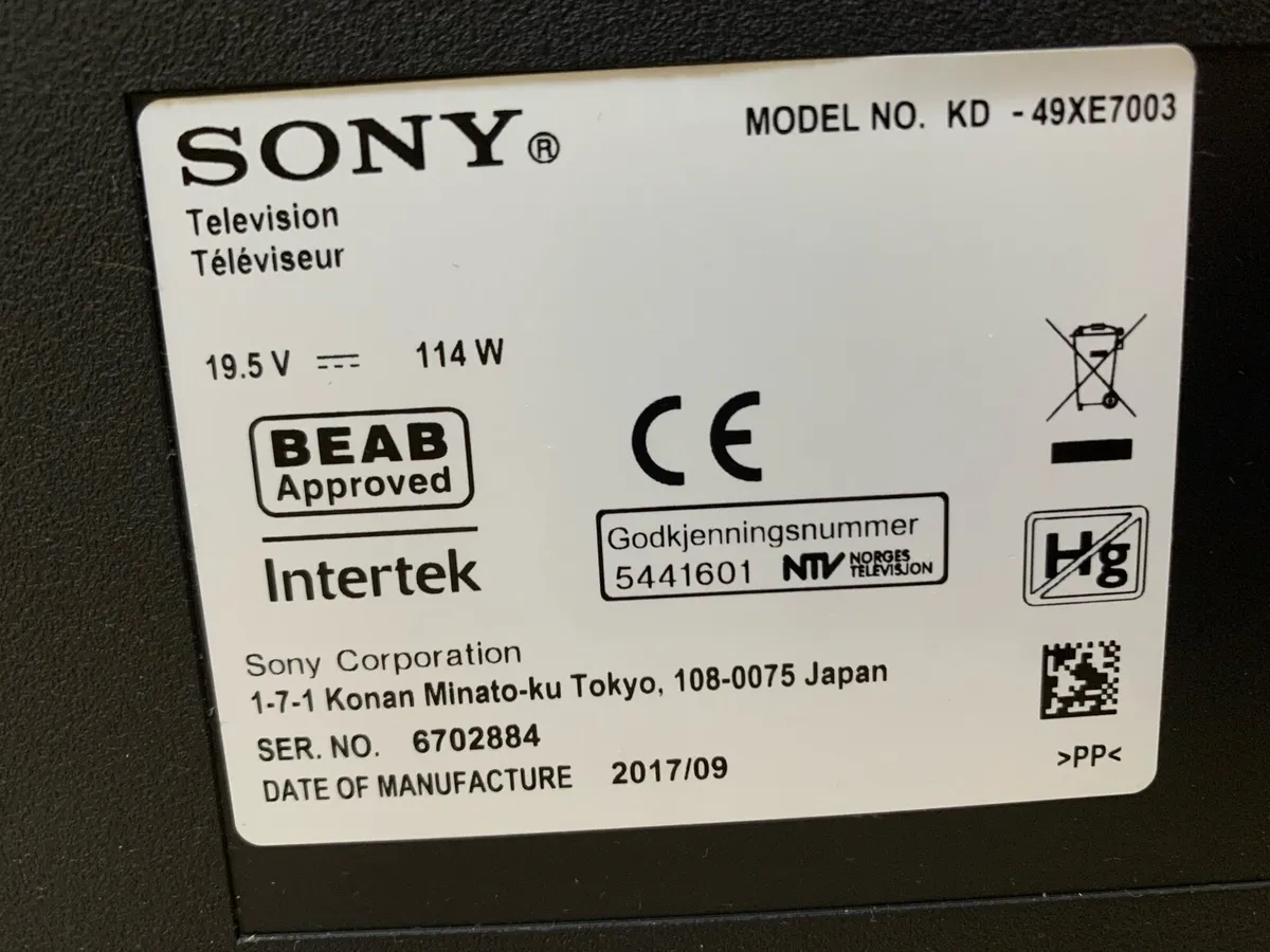 TV, sound bar & sub package (€400) - Image 2