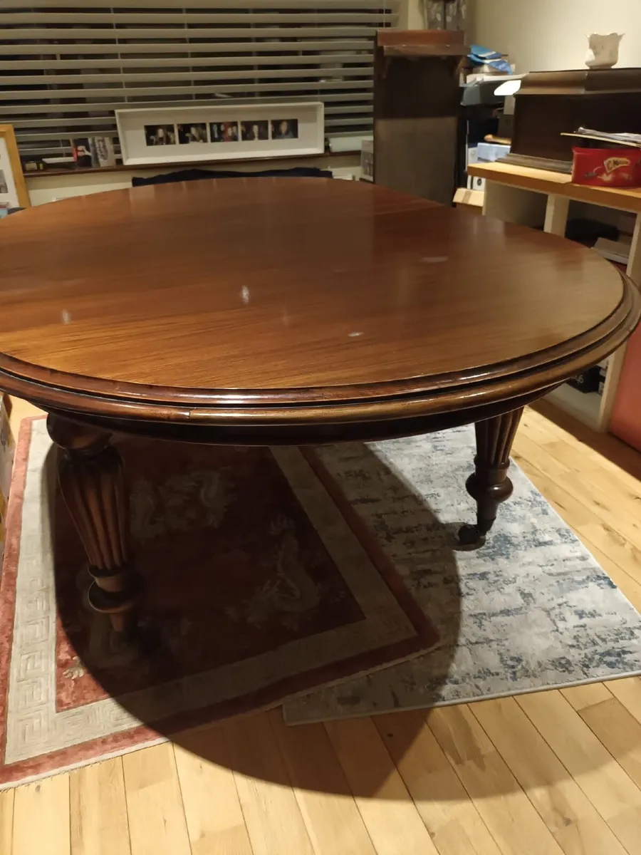 Dining Table - Image 3