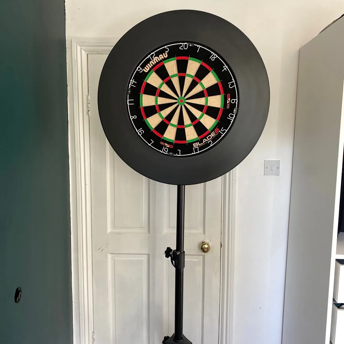 Dartboard + Stand - Image 2