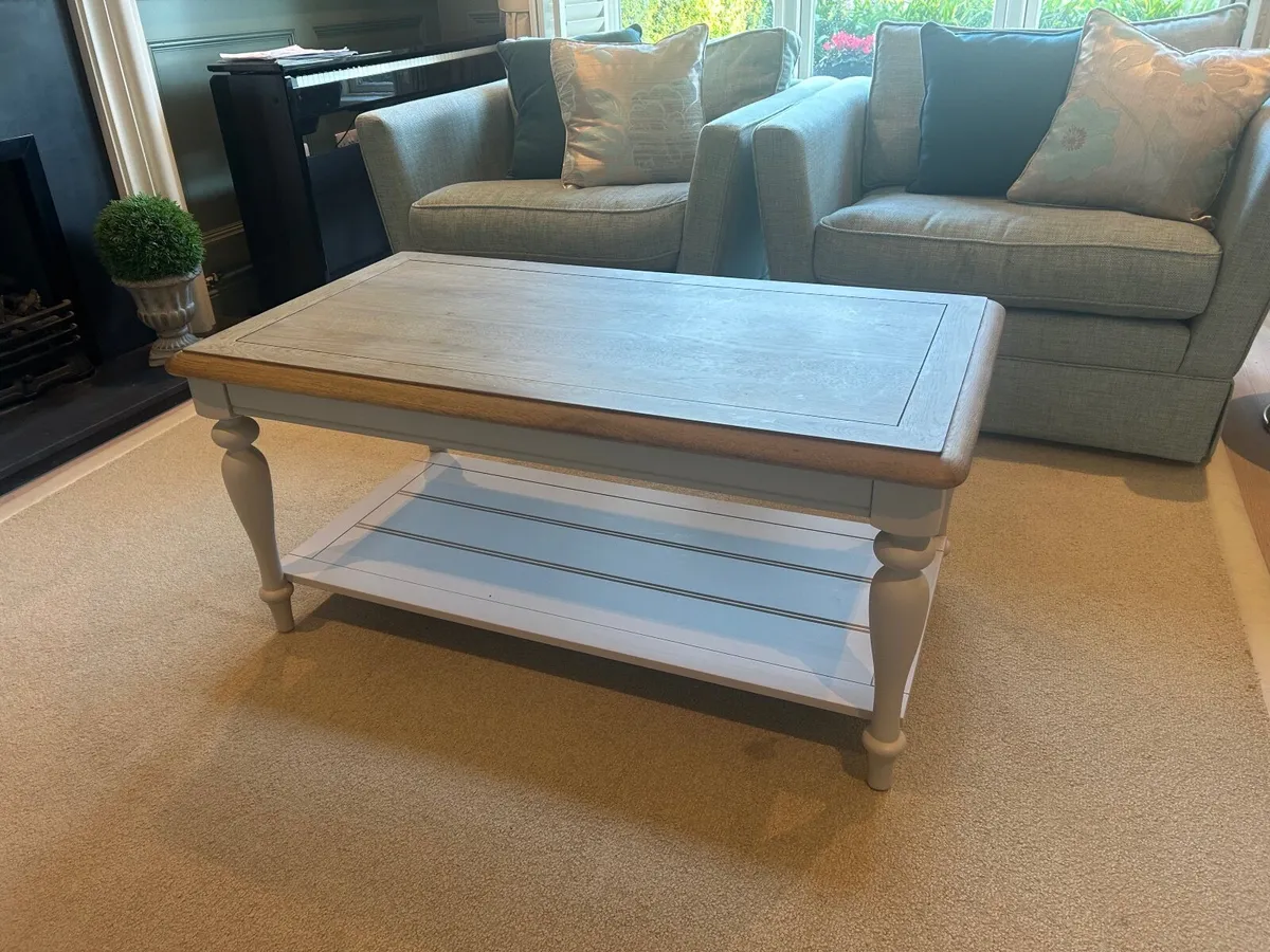 Coffee table - Image 1