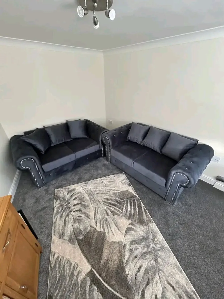 Olympia Grey Chesterfield Fabric Sofa - Image 3