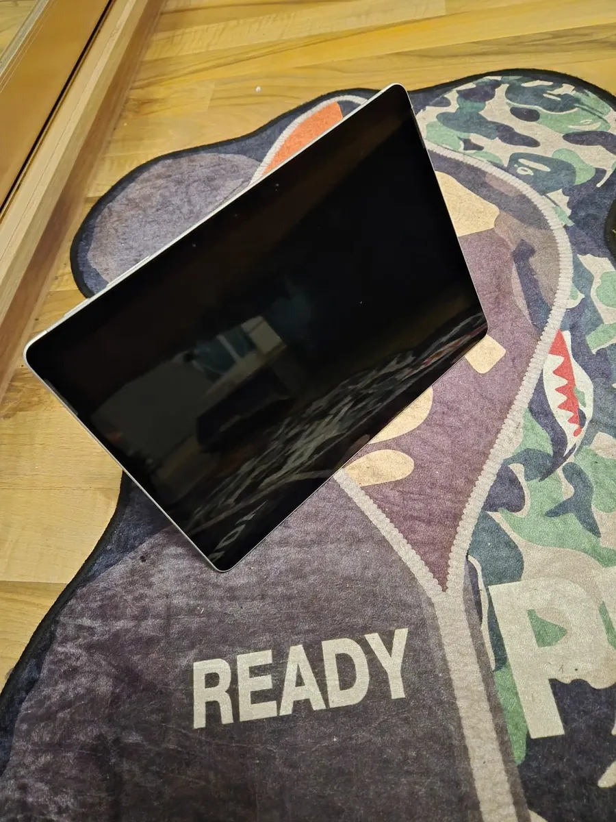 Surface go 3 2021 - Image 2