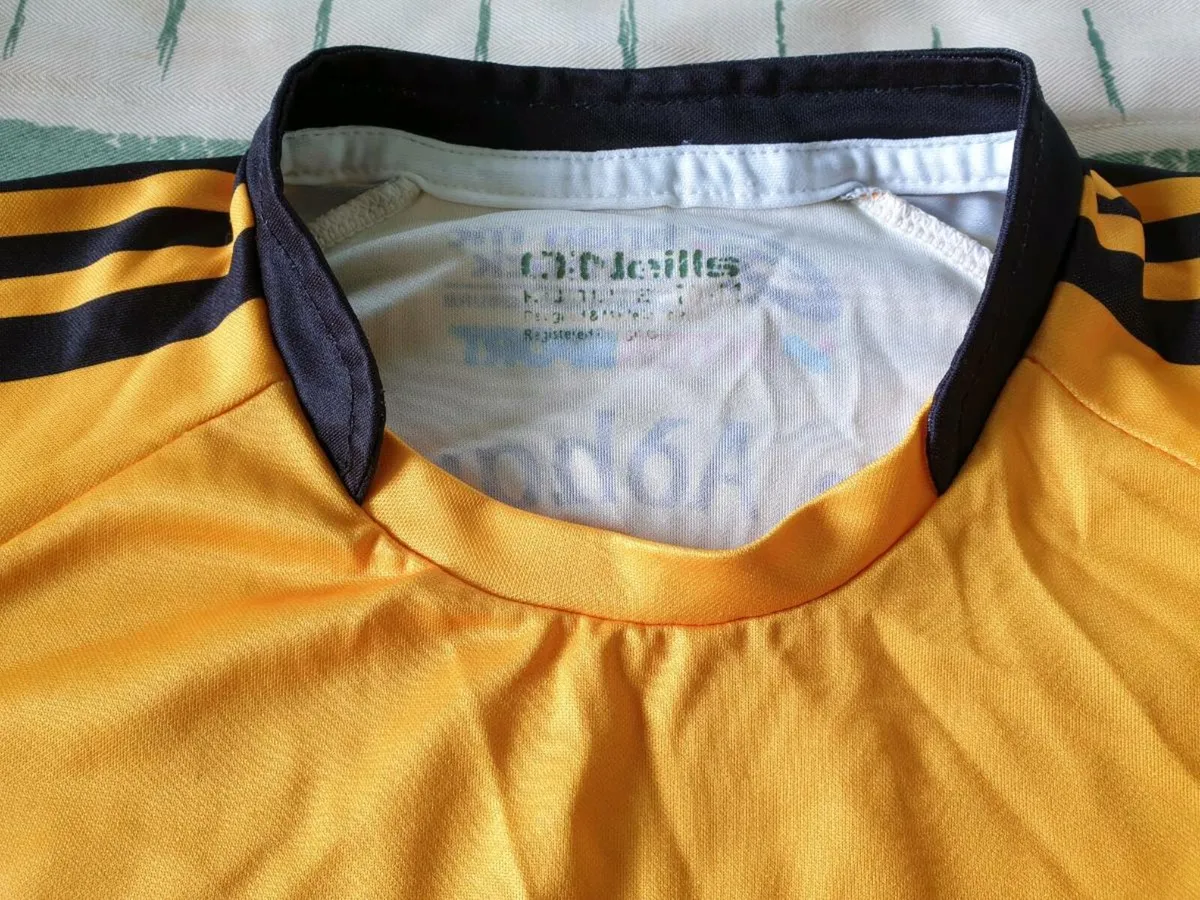 St Eunans Gaelic Football Home Jersey 2016 to 2017 - Image 2