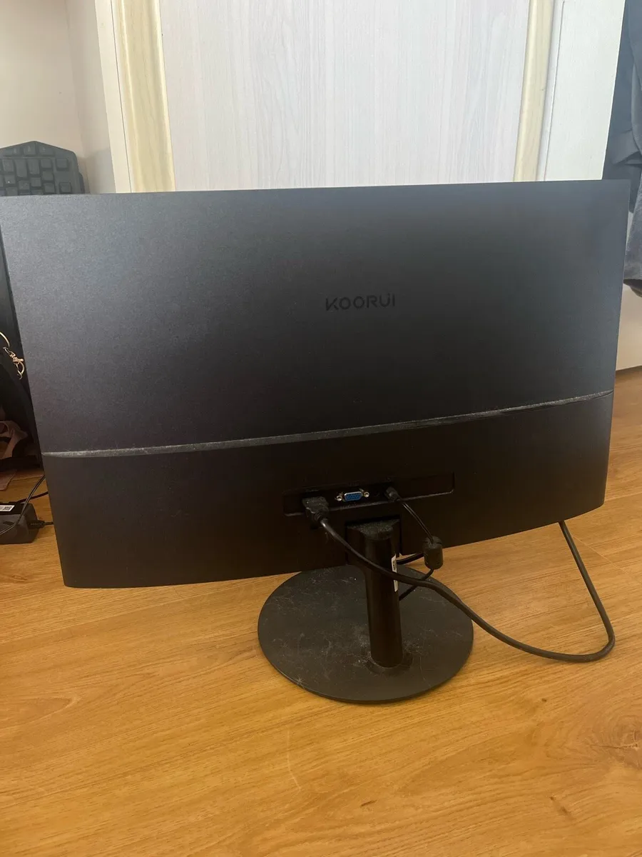 KOORUI 24” monitor - Image 2