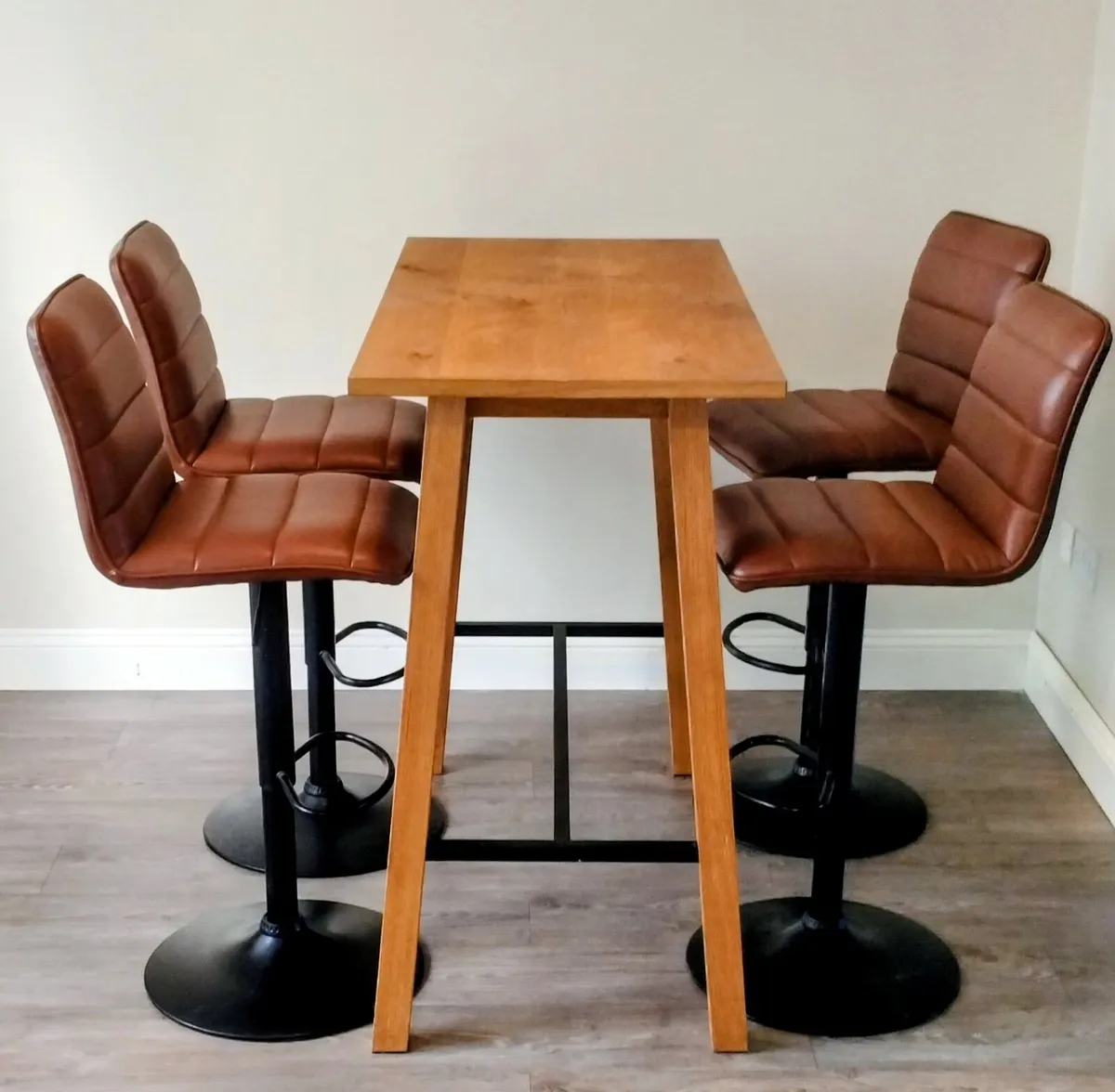 Table and stools - Image 1