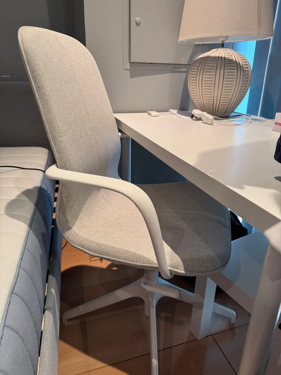 Office chair - Image 2