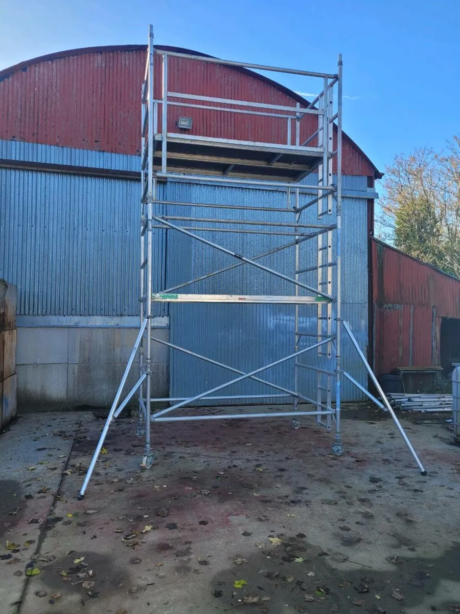Aluminium scaffold tower, FREE DELIVERY - Image 4
