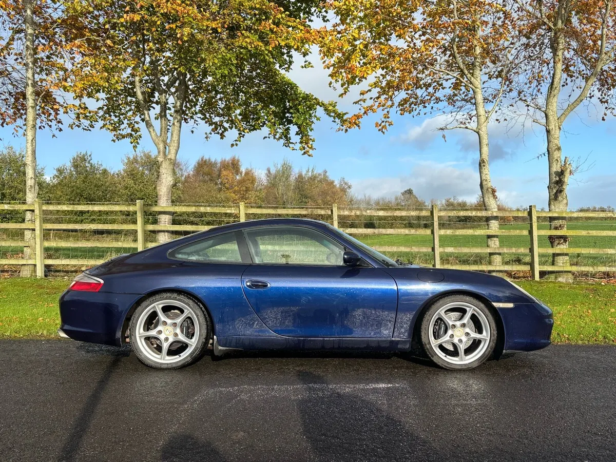 2003 Porsche 911 Carrera Manual - Image 2