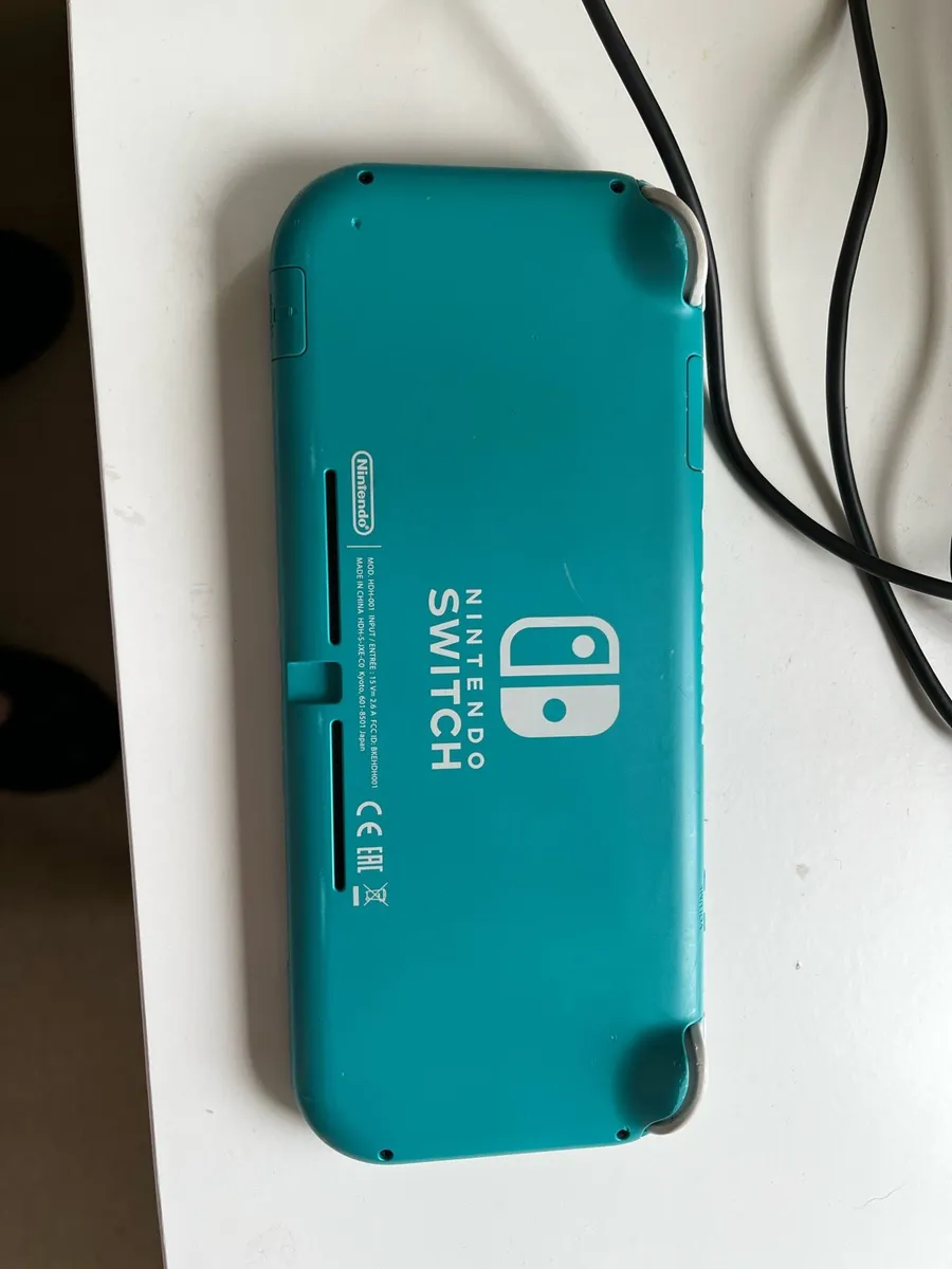 Nintendo Switch - Image 2