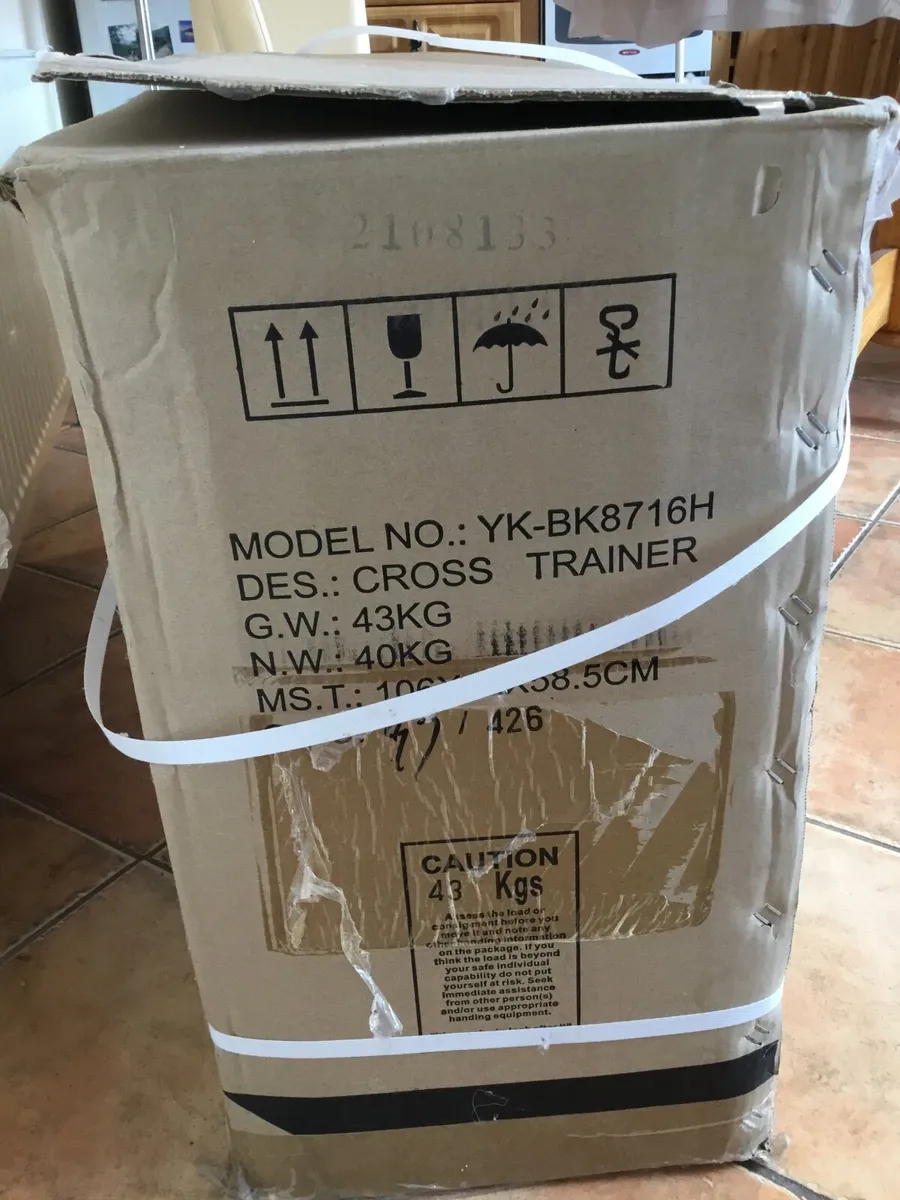 Cross trainer - Image 3