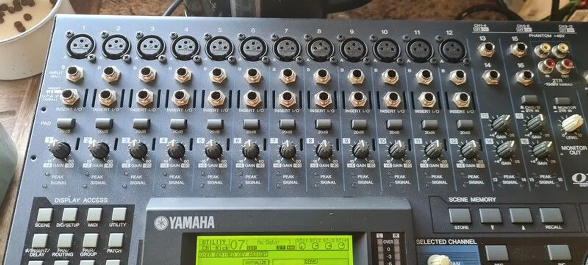 yamaha o1v96 v2 - Image 2