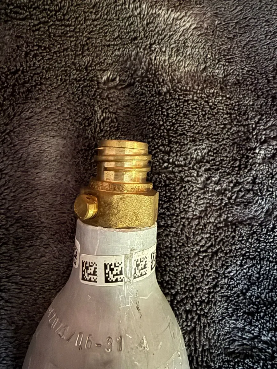 Co2 bottle - Image 2