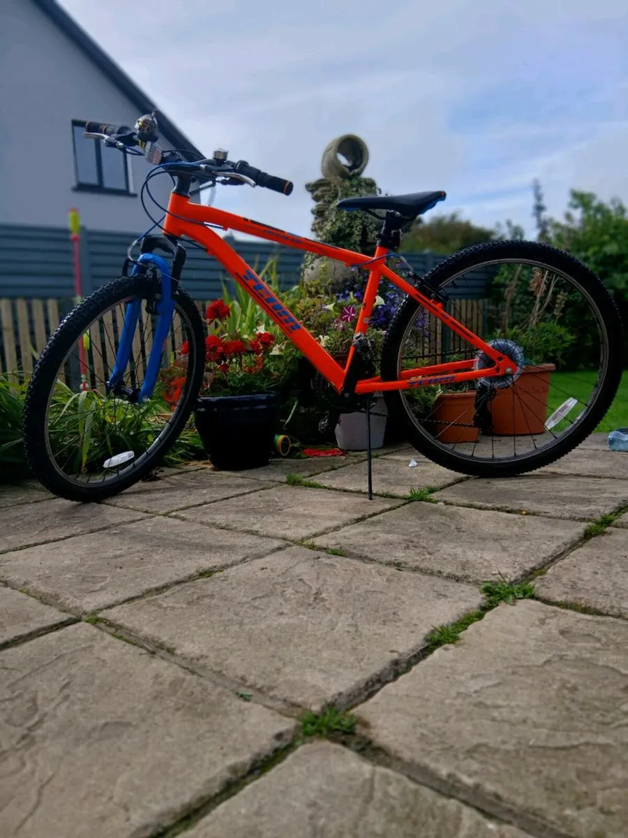 Orange bike 26 inch - Image 1