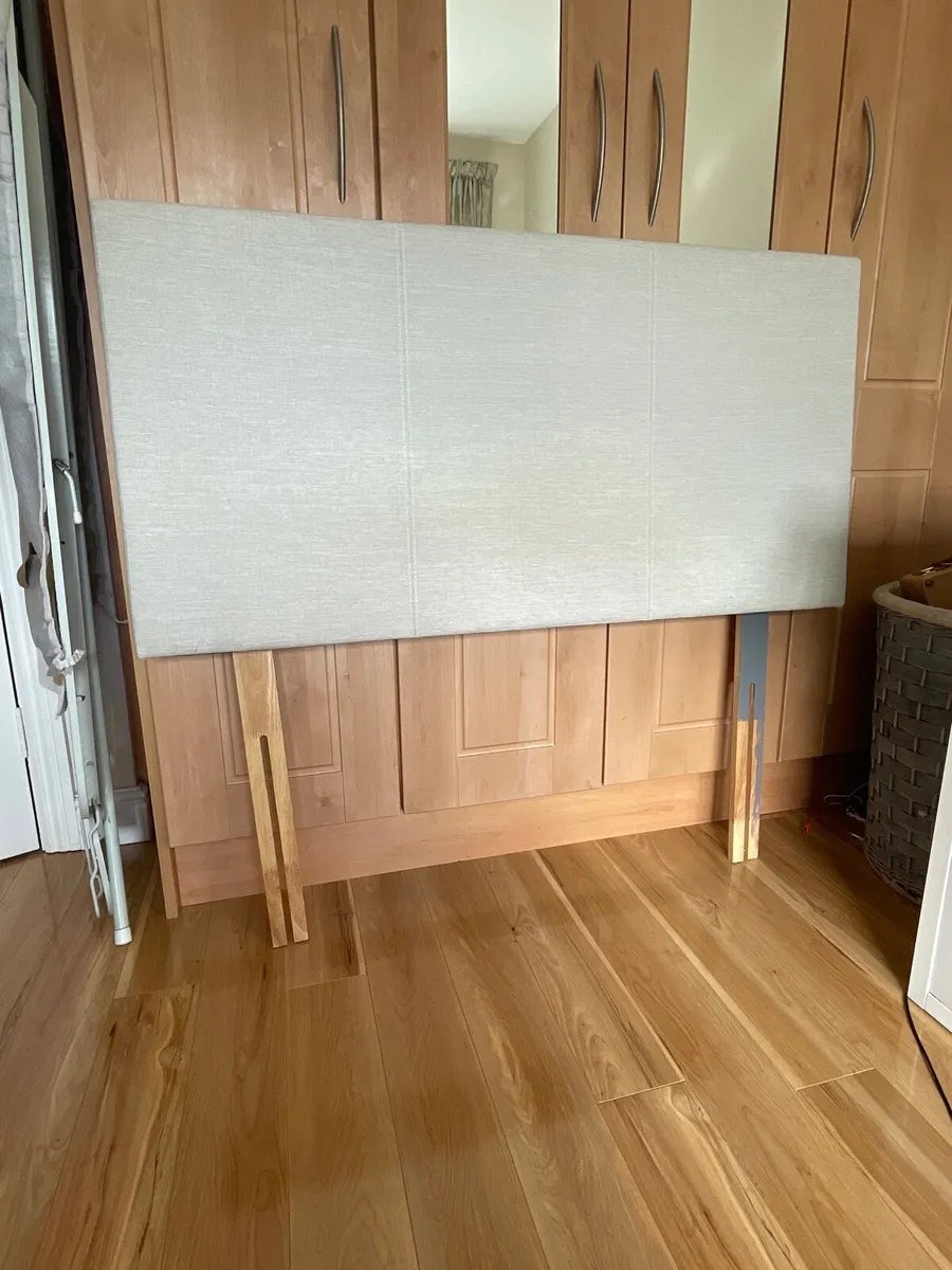 Queen size head board - Image 1