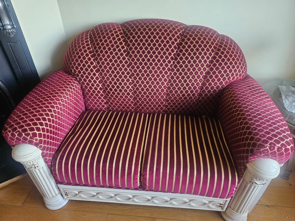 sofa - Image 1