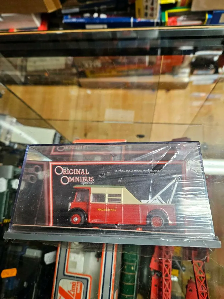 Corgi Bus Tow Truck