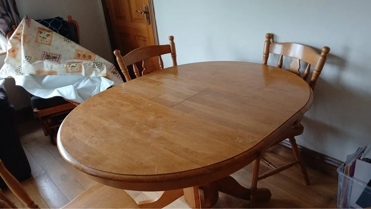 Kitchen Solid Oak Table - Image 1
